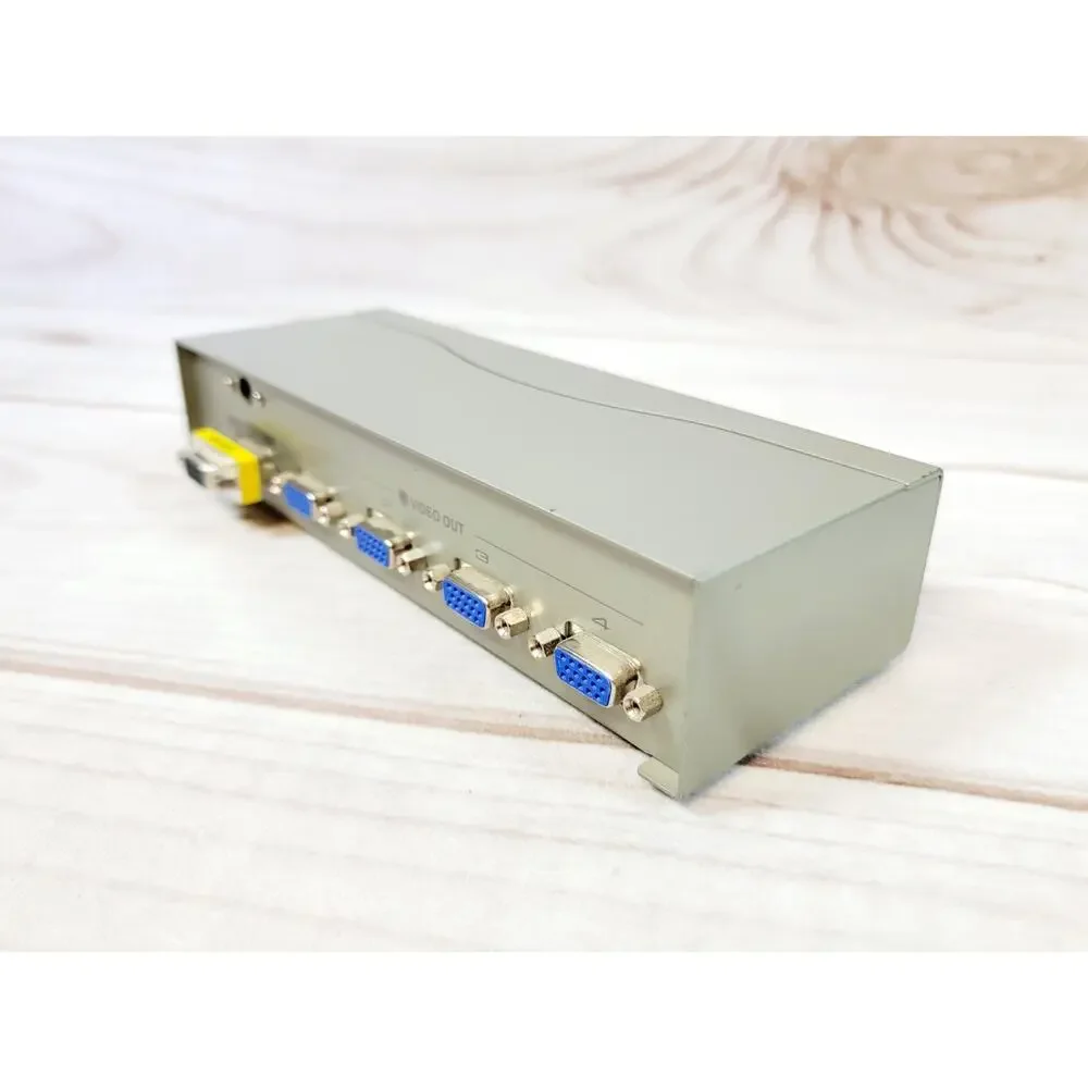 Aten 4 Port Video Splitter Model VS-94A 1 to 4 VGA Duplicator W/ AC Cord